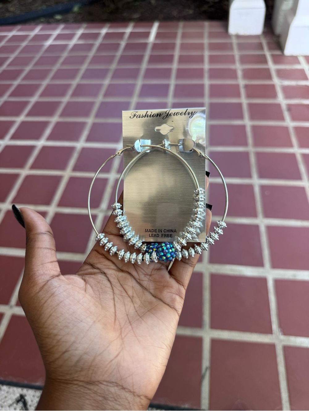 Fashion Jewelry Silver Hoop Earrings with Clear and Iridescent Beads